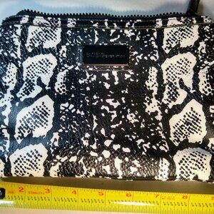 BCBGeneration   black+white snake print purse/crossbody bag